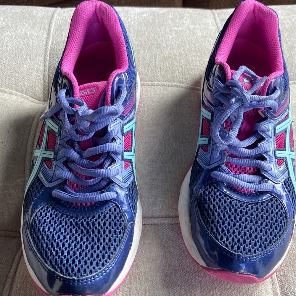 ASICS woman’s shoes - Picture 4 of 5